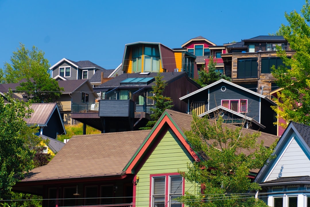 Топ-10 сайтів для пошуку житла: плюси та мінуси кожного