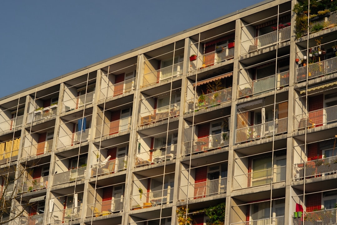 Как сэкономить на аренде жилья: лайфхаки для арендаторов