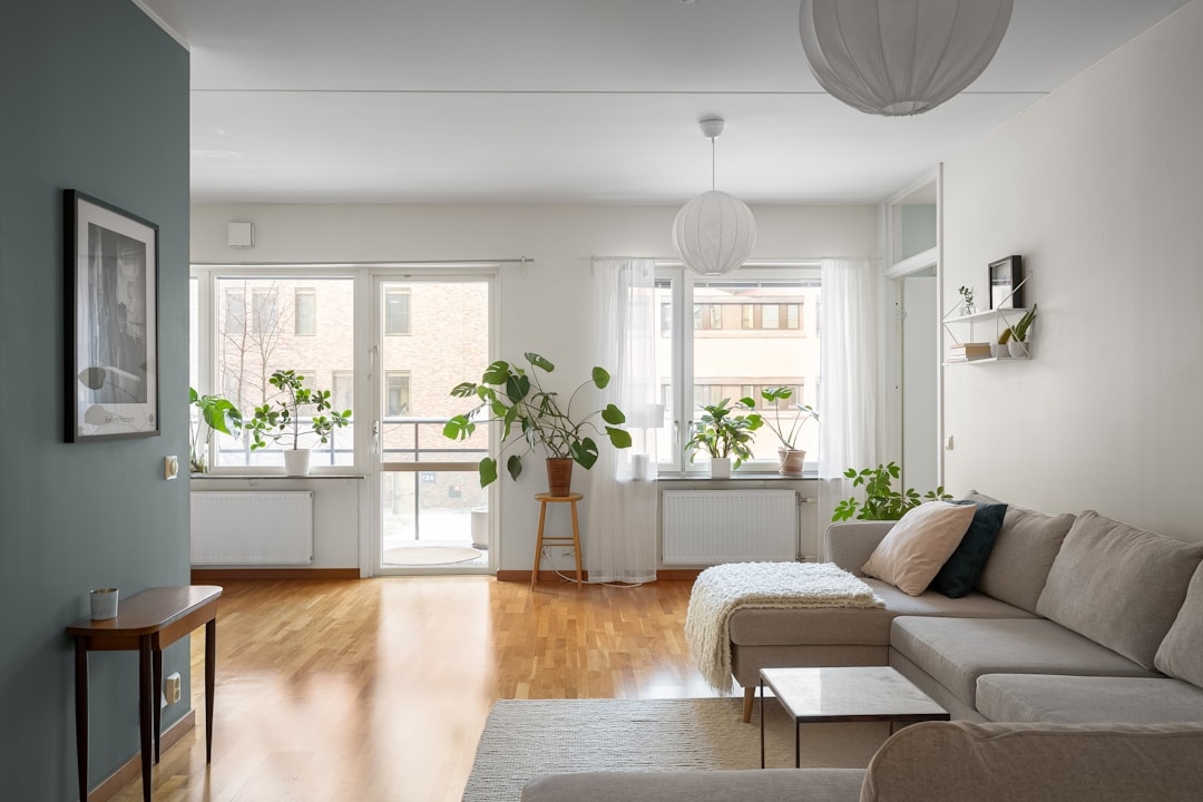 Як правильно оформити договір оренди квартири: покрокова інструкція 2025